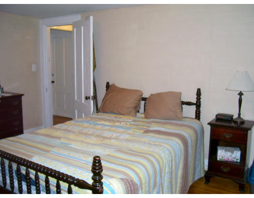 473 Edgell Road Framingham, MA 01701 - Photo 11 of 27