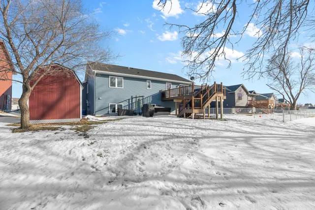 $435,000 | 463 Prairie Road, New Richmond, WI 54017