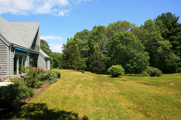 41 Grapevine Road Wenham, MA 01984 - Photo 3 of 9 a view of a house with a yard