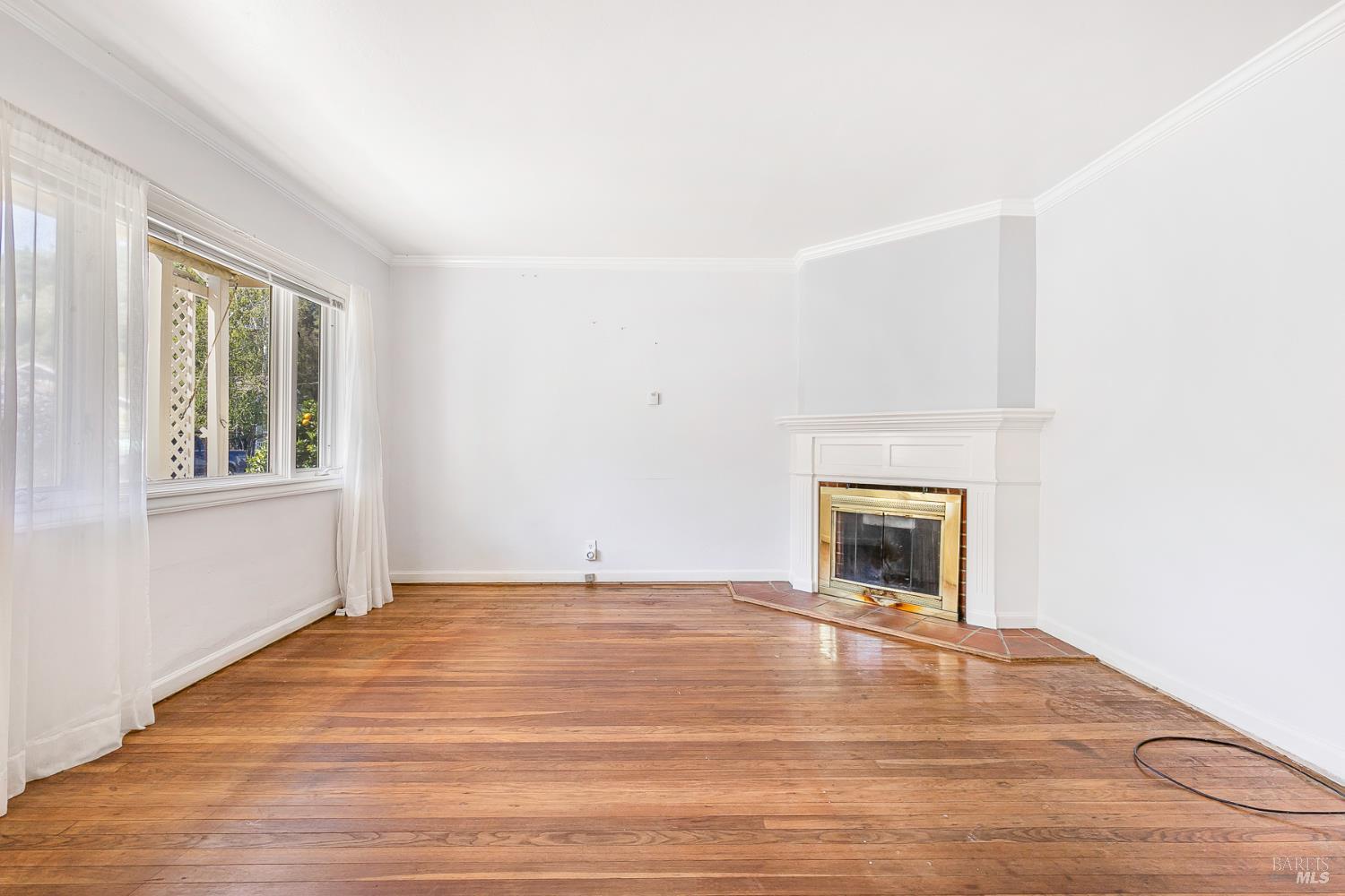 41 Meadow Avenue San Rafael, CA 94901 - Photo 3 of 55 Living room