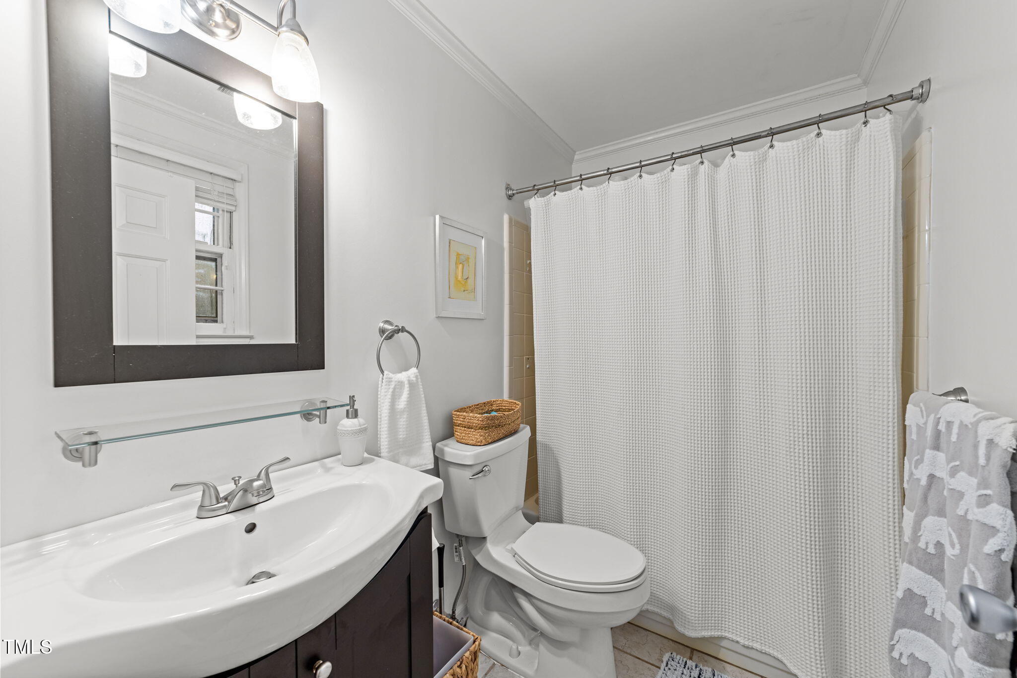 1300 Dylan Heath Court Raleigh, NC 27608 - Photo 15 of 33 10-web-or-mls-3D5A1087