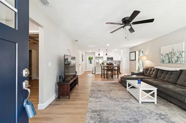 $274,900 | 13323 Northwest 157th Avenue, Alachua, FL 32615