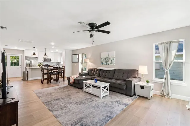 $274,900 | 13323 Northwest 157th Avenue, Alachua, FL 32615