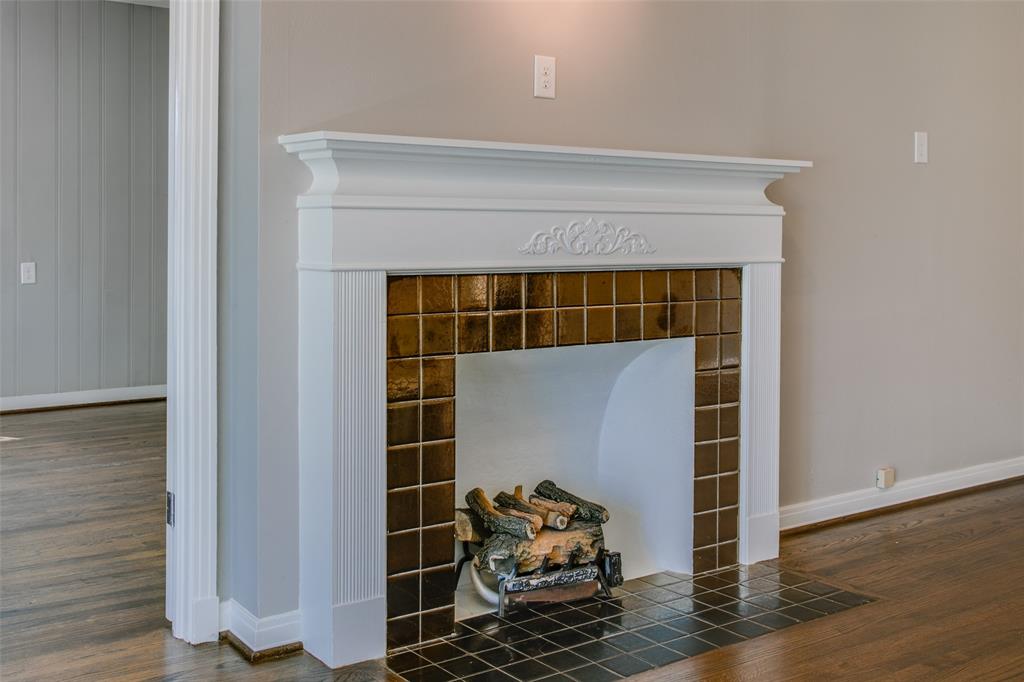 2051 Marydale Road Dallas, TX 75208 - Photo 8 of 30