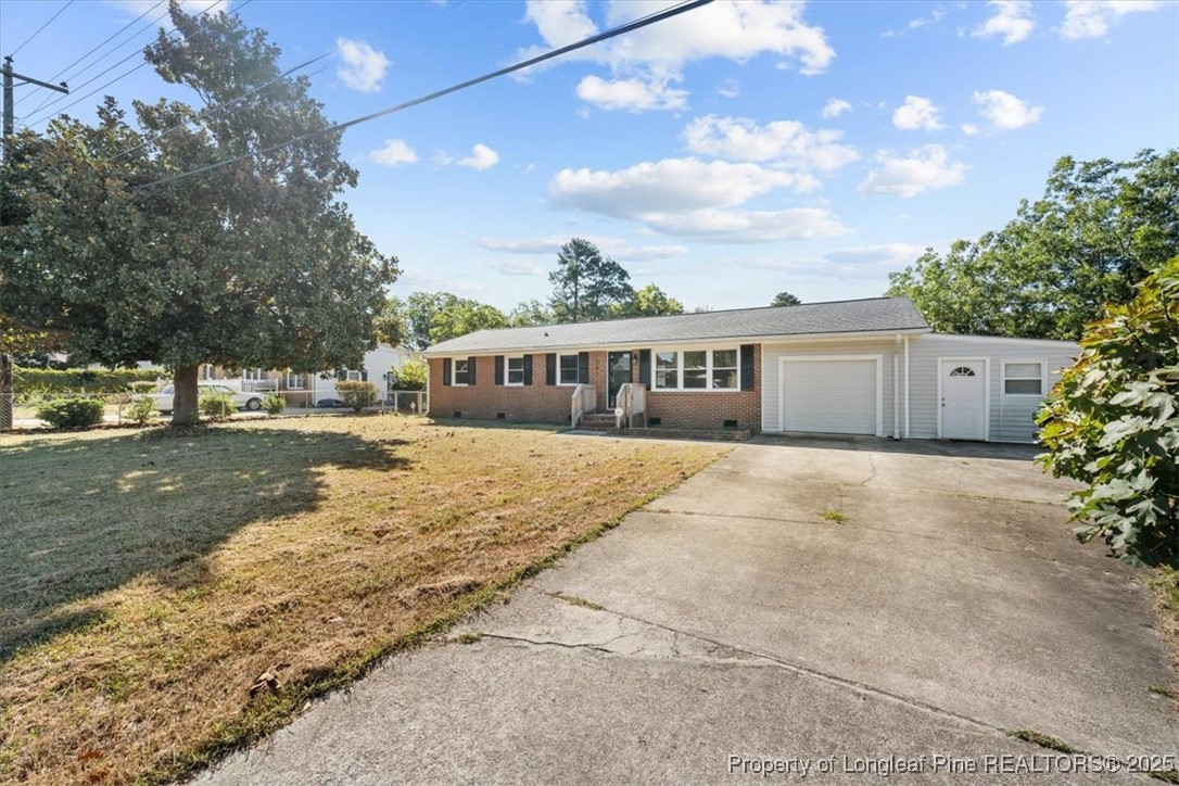 205 Cecil Avenue Spring Lake, NC 28390 - Photo 3 of 29