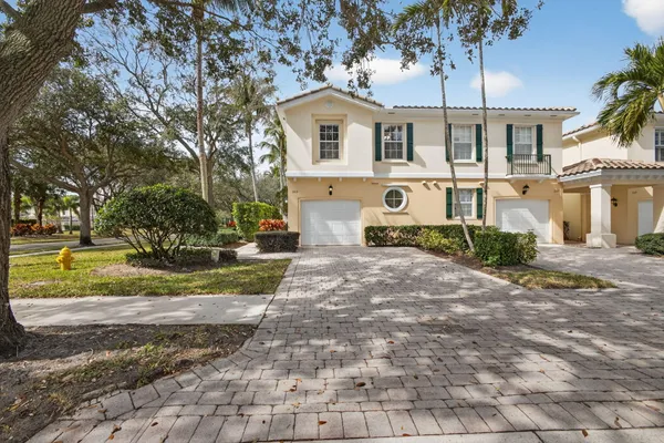 $544,000 | 355 Salinas Drive, Palm Beach Gardens, FL 33410
