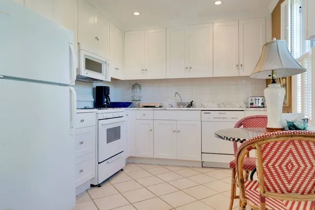 $75,000 | 99 Egypt Lane, East Hampton, NY 11937