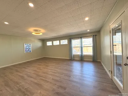 $224,000 | 423 Timberlane Drive, San Antonio, TX 78218