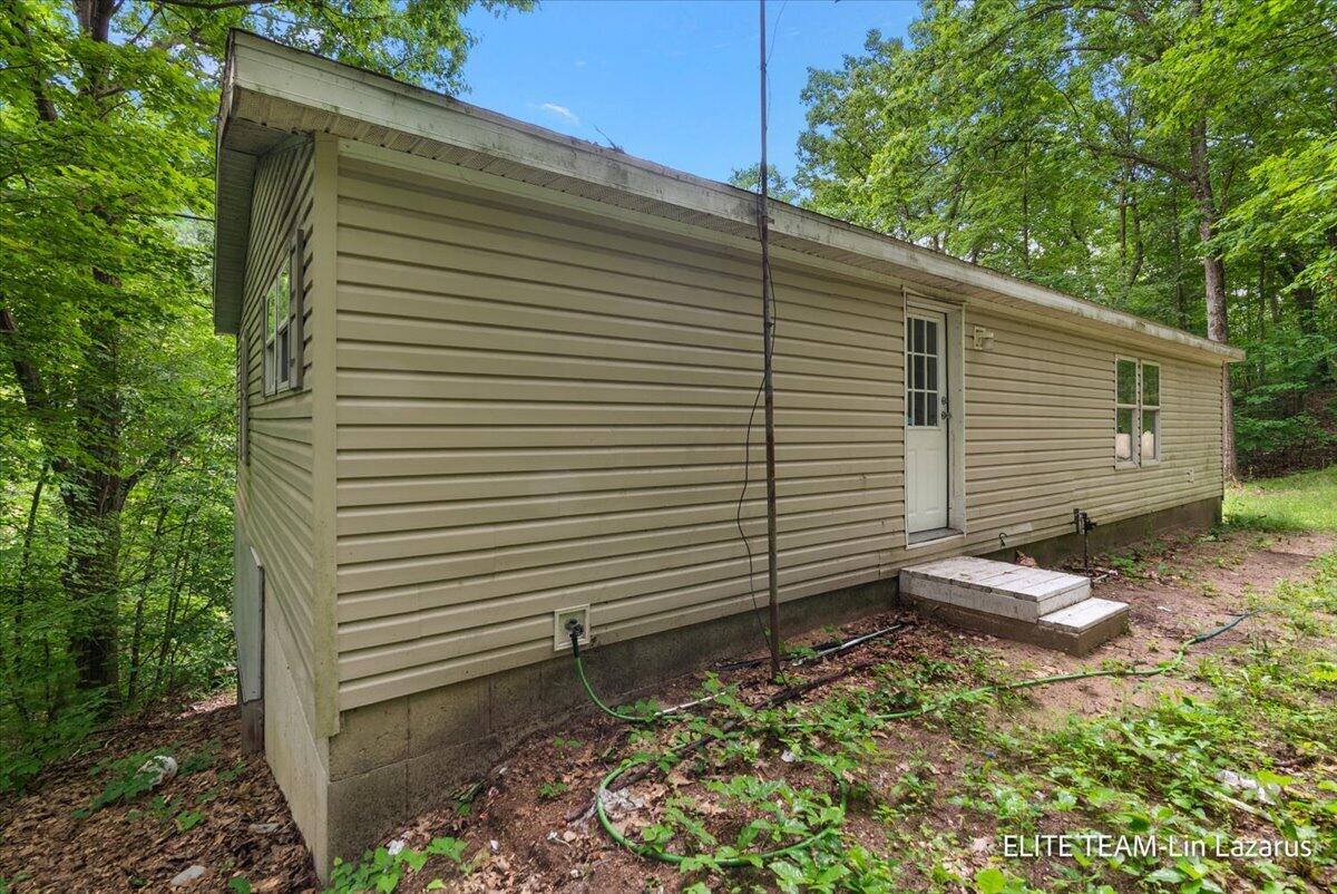 6718 Schmeid Road Lakeview, MI 48850 - Photo 45 of 58