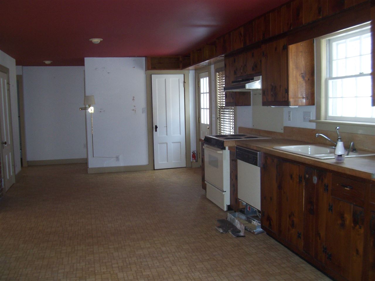 1075 Grafton Road Townshend, VT 05353 - Photo 2 of 25