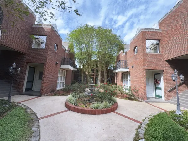 $3,000 | 11852 Taylorcrest Road, Unit 8, Houston, TX 77024