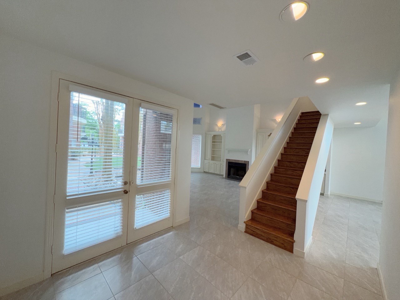 11852 Taylorcrest Road, Unit 8 Houston, TX 77024 - Photo 5 of 36