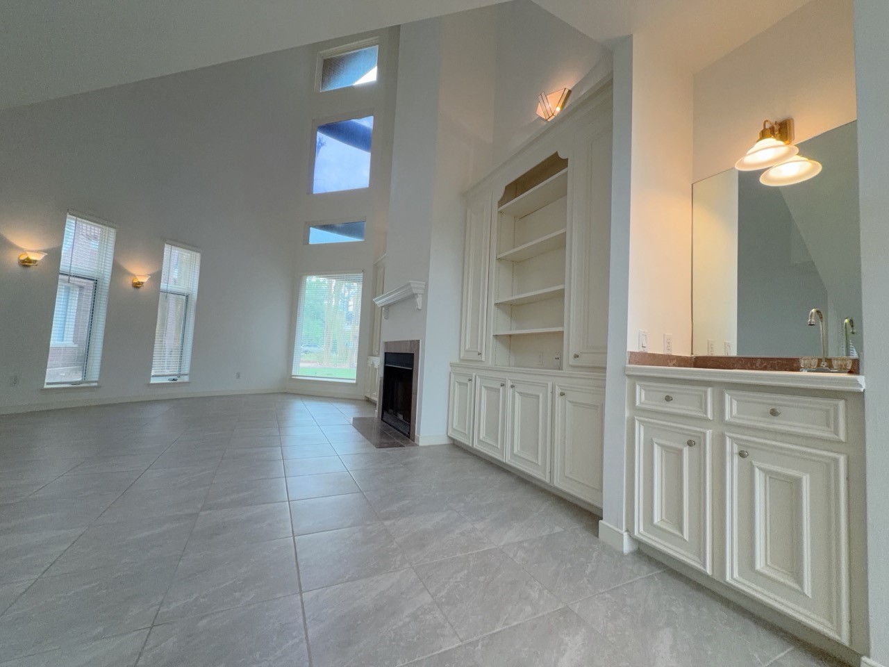 11852 Taylorcrest Road, Unit 8 Houston, TX 77024 - Photo 9 of 36