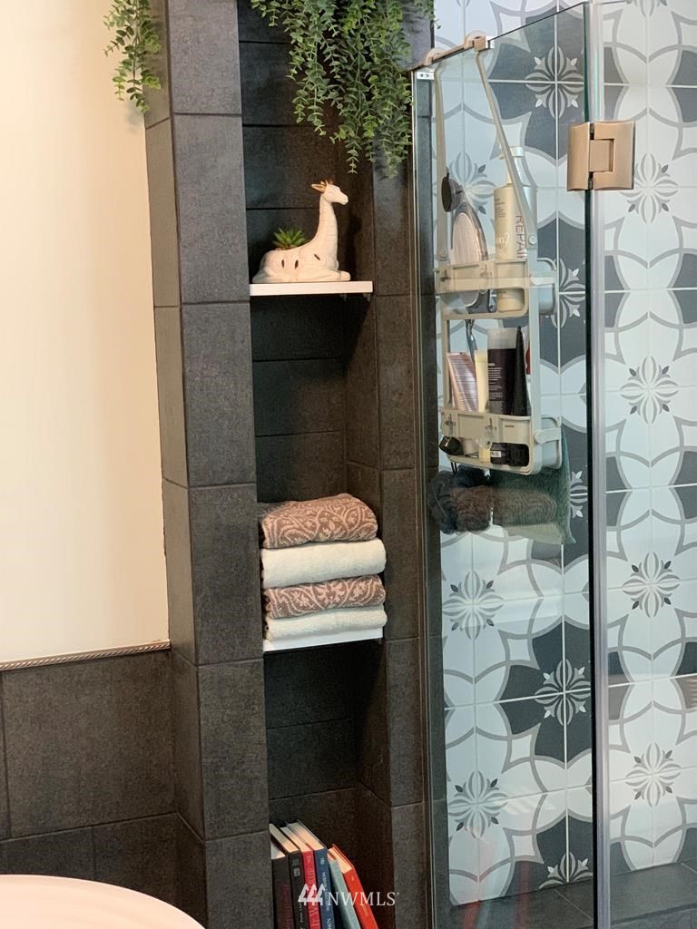 358 East Main Street Dayton, WA 99328 - Photo 15 of 34 a view of entrance