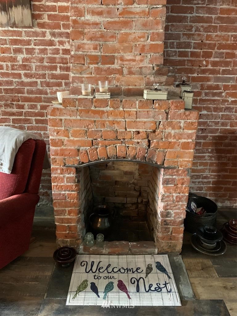 358 East Main Street Dayton, WA 99328 - Photo 9 of 34 a bathroom with a sink and a stove