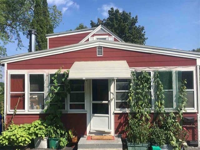 116 Lovering Street Manchester, NH 03109 - Photo 5 of 17 Gallery Image 5