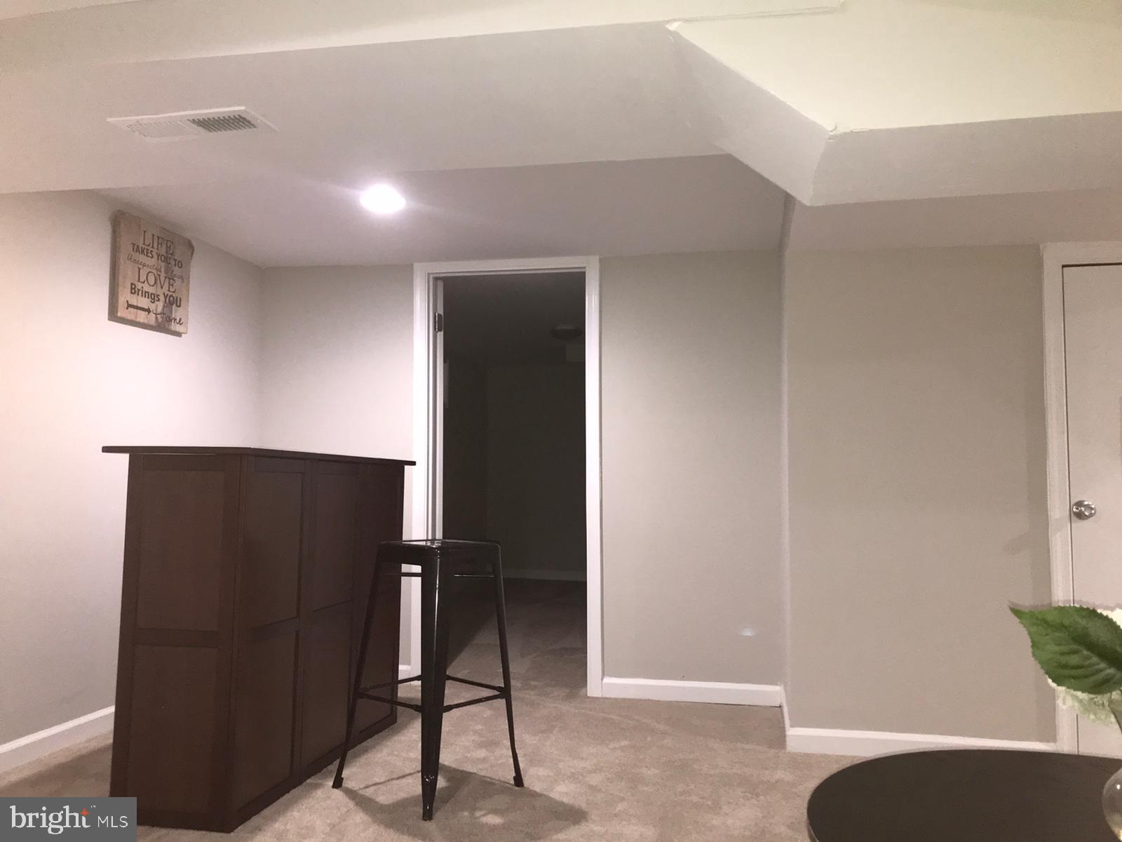 3112 Cedarhurst Road Baltimore, MD 21214 - Photo 23 of 36