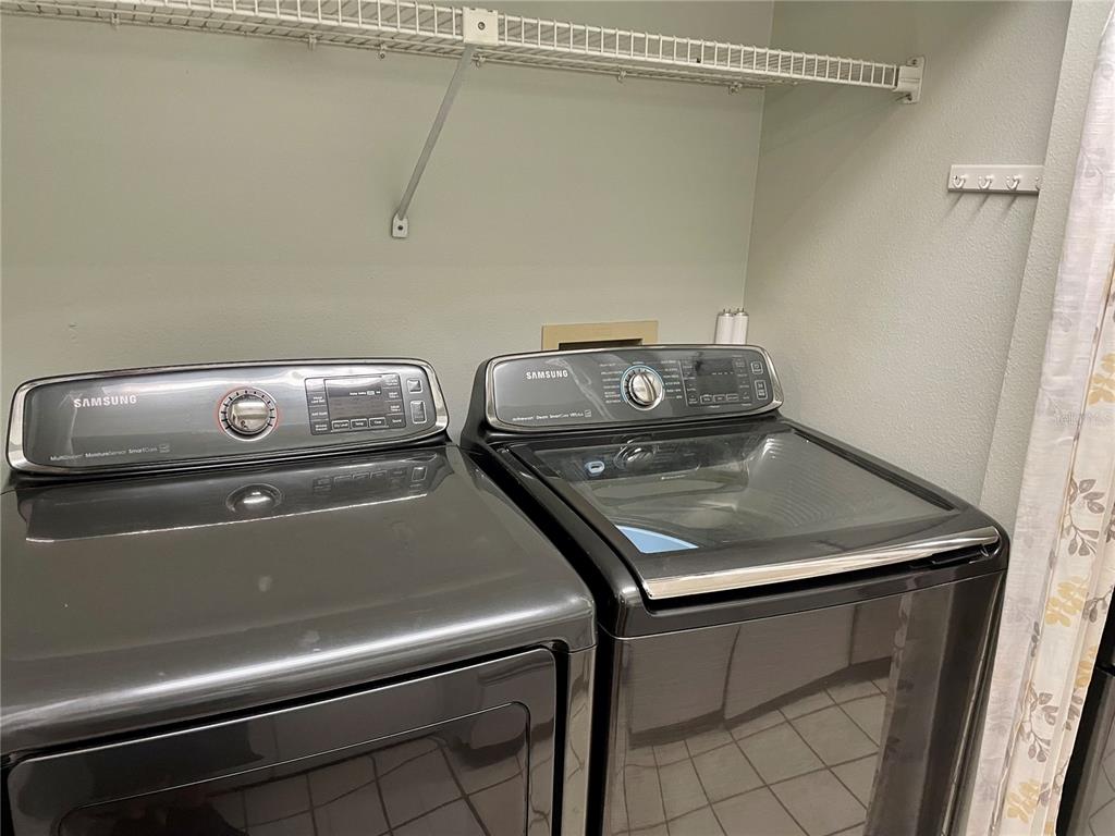 2564 Islander Court Palm Harbor, FL 34683 - Photo 8 of 21 a view of washer and dryer