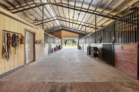 a view of a large building with a big yard