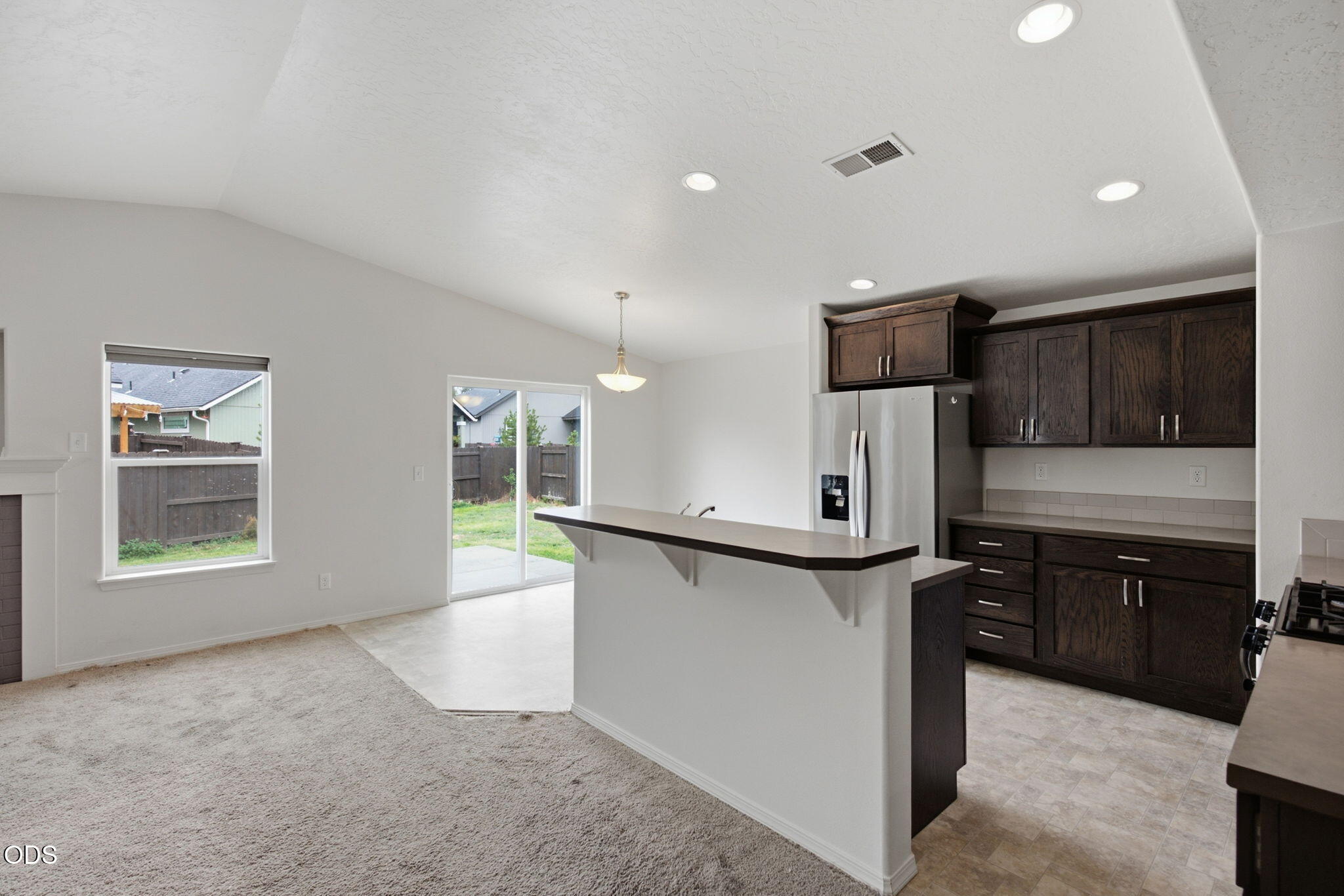 2981 Northeast Roxy Place Bend, OR 97701 - Photo 11 of 41 Gallery Image 11
