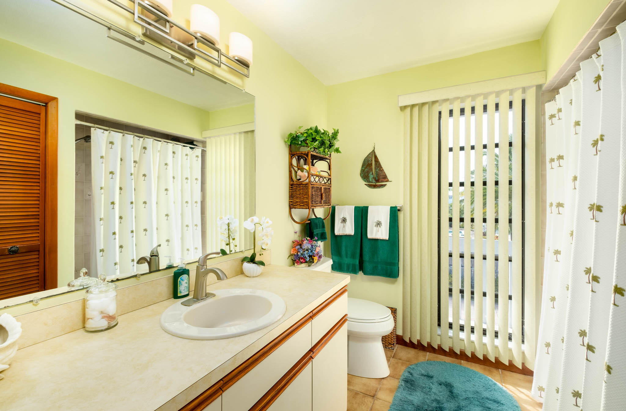 216 Sonny Road Tavernier, FL 33070 - Photo 21 of 49 Master Bathroom