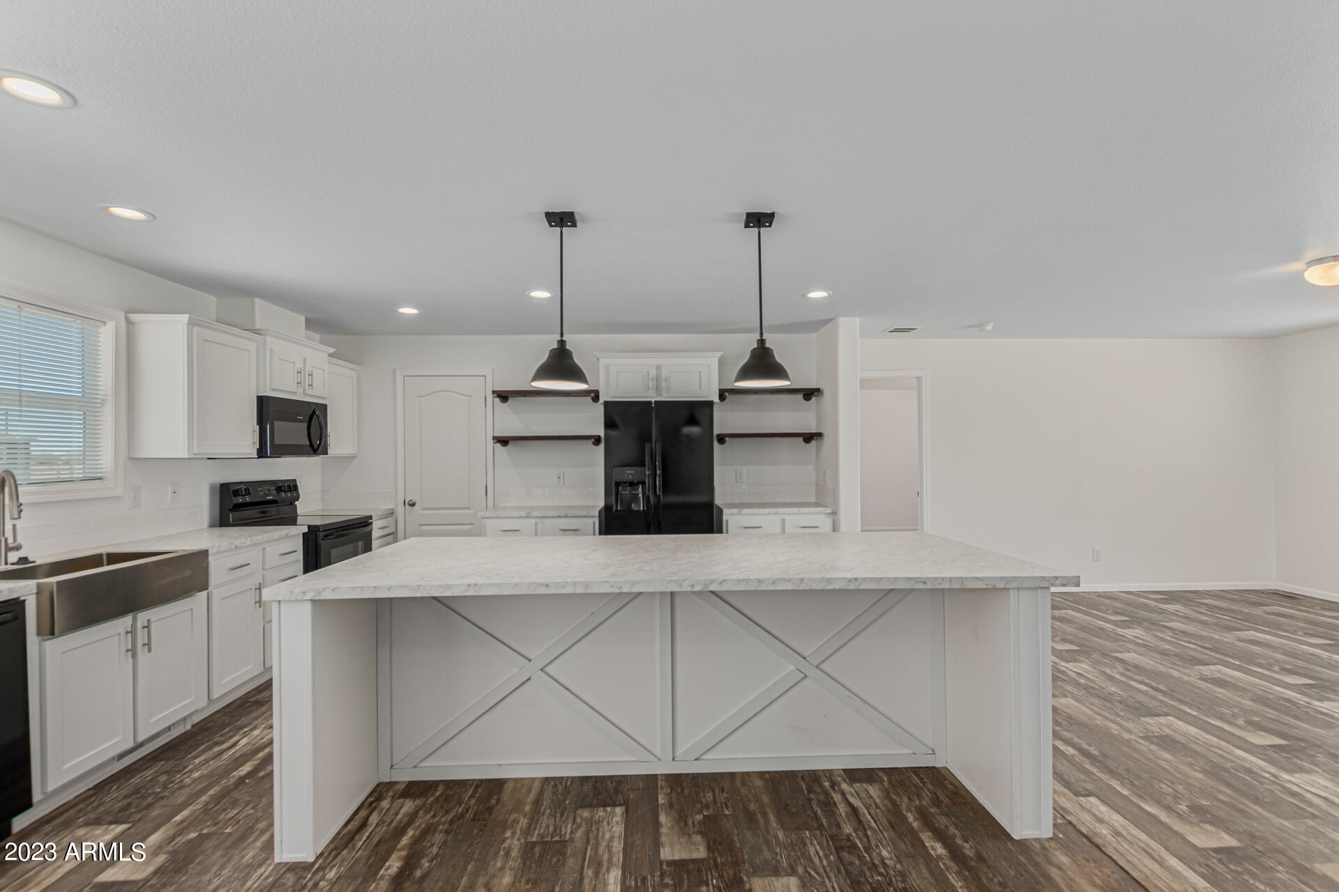 14770 Highway 79 Florence, AZ 85132 - Photo 13 of 32 11 - 14827 AZ-79 (Model Home)