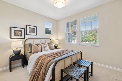 $1,295,000 | 14 Canyon Green Loop, Novato, CA 94947