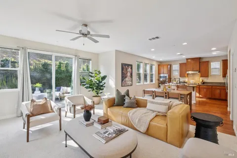 $1,295,000 | 14 Canyon Green Loop, Novato, CA 94947