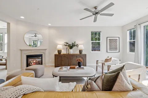 $1,295,000 | 14 Canyon Green Loop, Novato, CA 94947