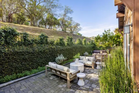 $1,295,000 | 14 Canyon Green Loop, Novato, CA 94947