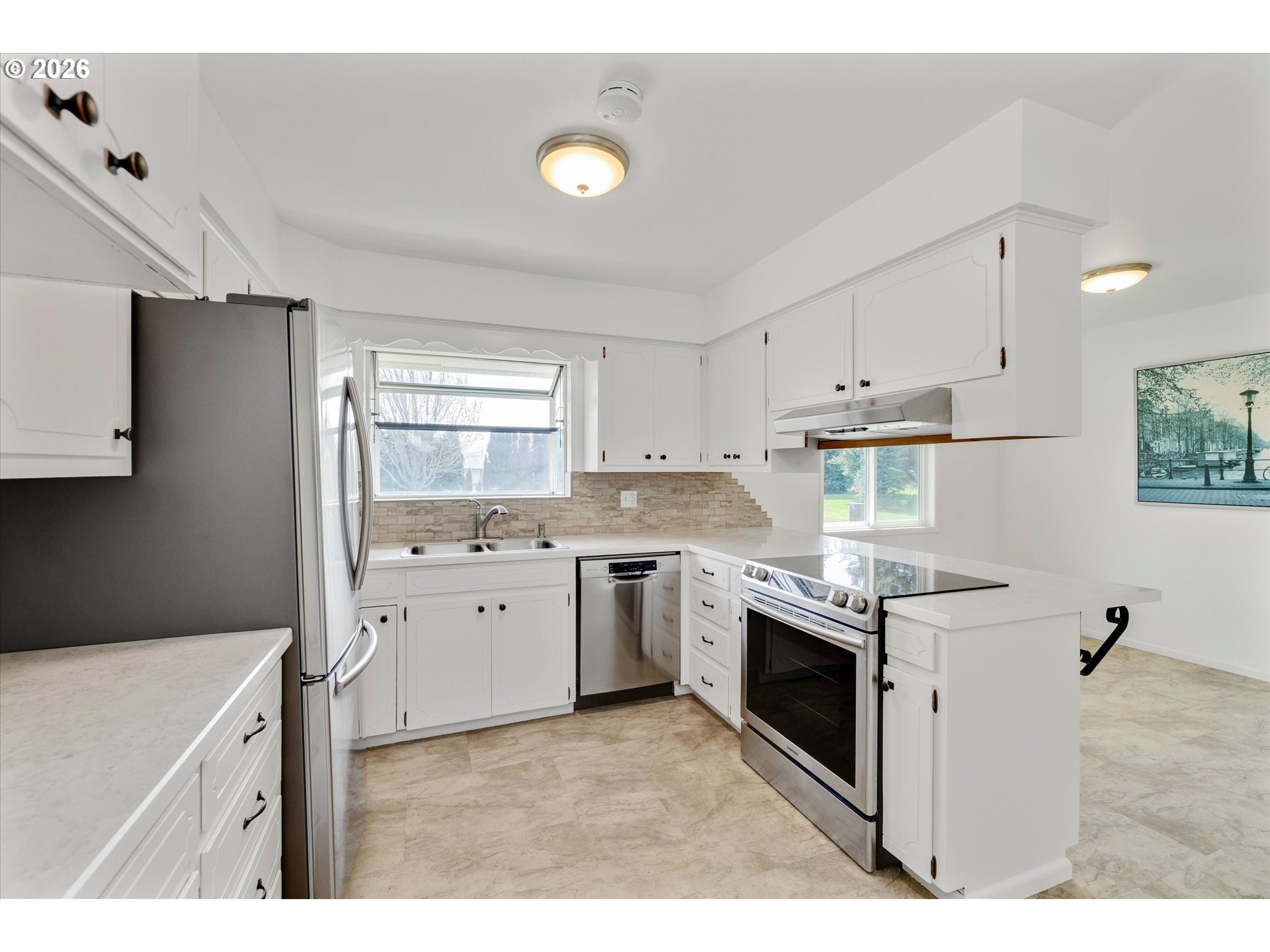 870 Hobbs Road Hood River, OR 97031 - Photo 12 of 48 Kitchen