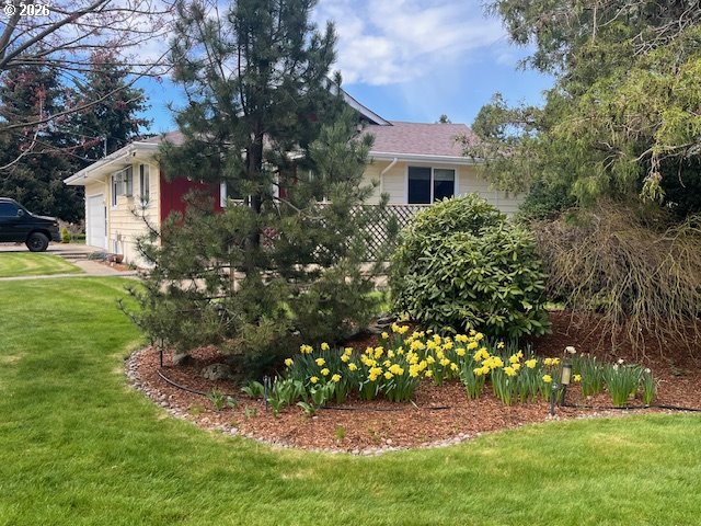 870 Hobbs Road Hood River, OR 97031 - Photo 2 of 48 Exterior