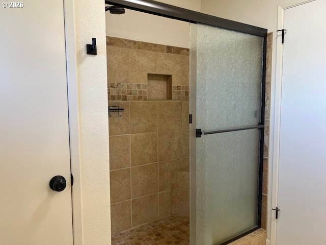 870 Hobbs Road Hood River, OR 97031 - Photo 27 of 48 Bathroom