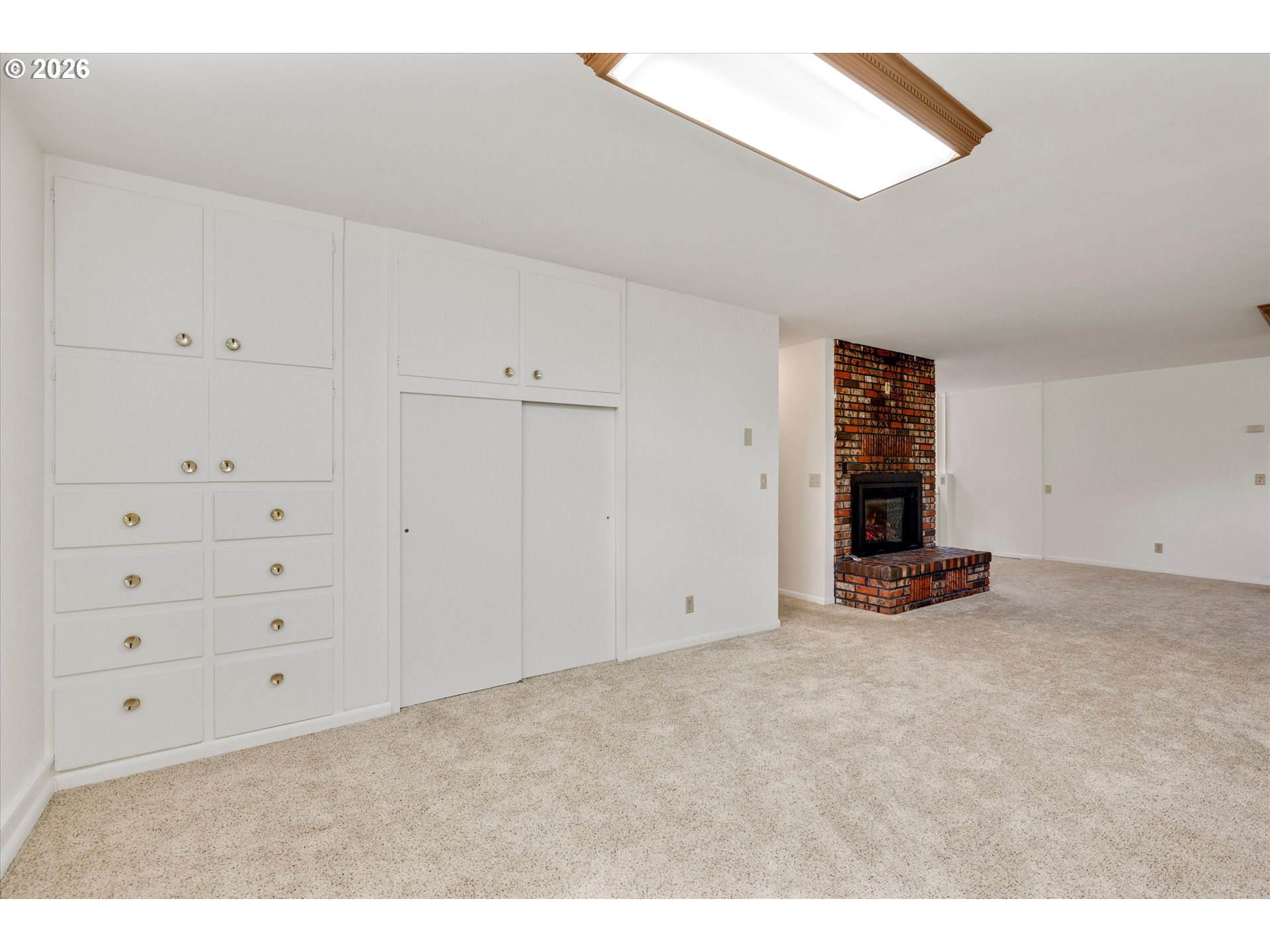 870 Hobbs Road Hood River, OR 97031 - Photo 29 of 48 Family Room