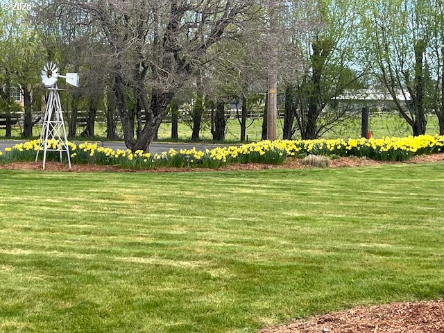 870 Hobbs Road Hood River, OR 97031 - Photo 8 of 48 Yard