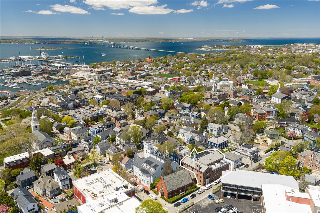 27 High Street, Unit 2 Newport, RI 02840 - Photo 45 of 46
