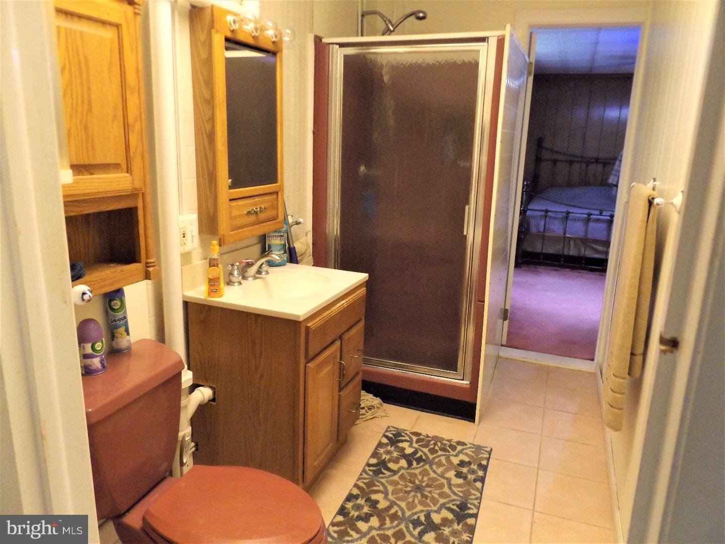 112 River Road Wilmington, DE 19809 - Photo 11 of 24 Bathroom