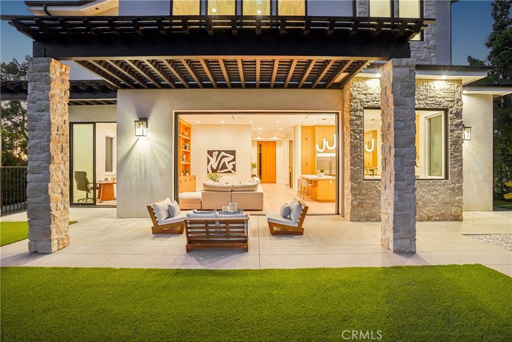 17354 Toquet Drive Encino, CA 91316 - Photo 68 of 75 Gallery Image 68