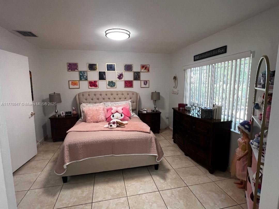 6936 Holly Road Miami Lakes, FL 33014 - Photo 21 of 43 Very spacious.