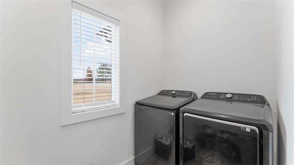 28 Ravenfield Road Taylorsville, GA 30178 - Photo 32 of 38 a utility room with dryer and washer
