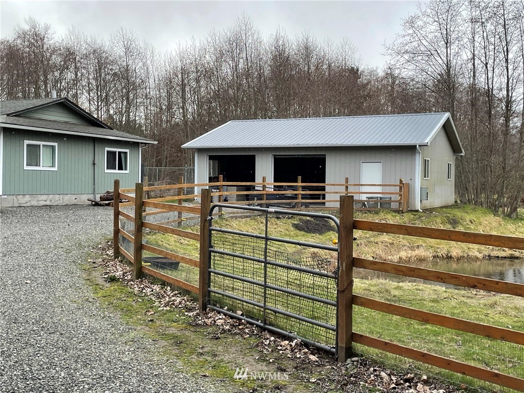 174 Camelot Road Sequim, WA 98382 - Photo 3 of 40