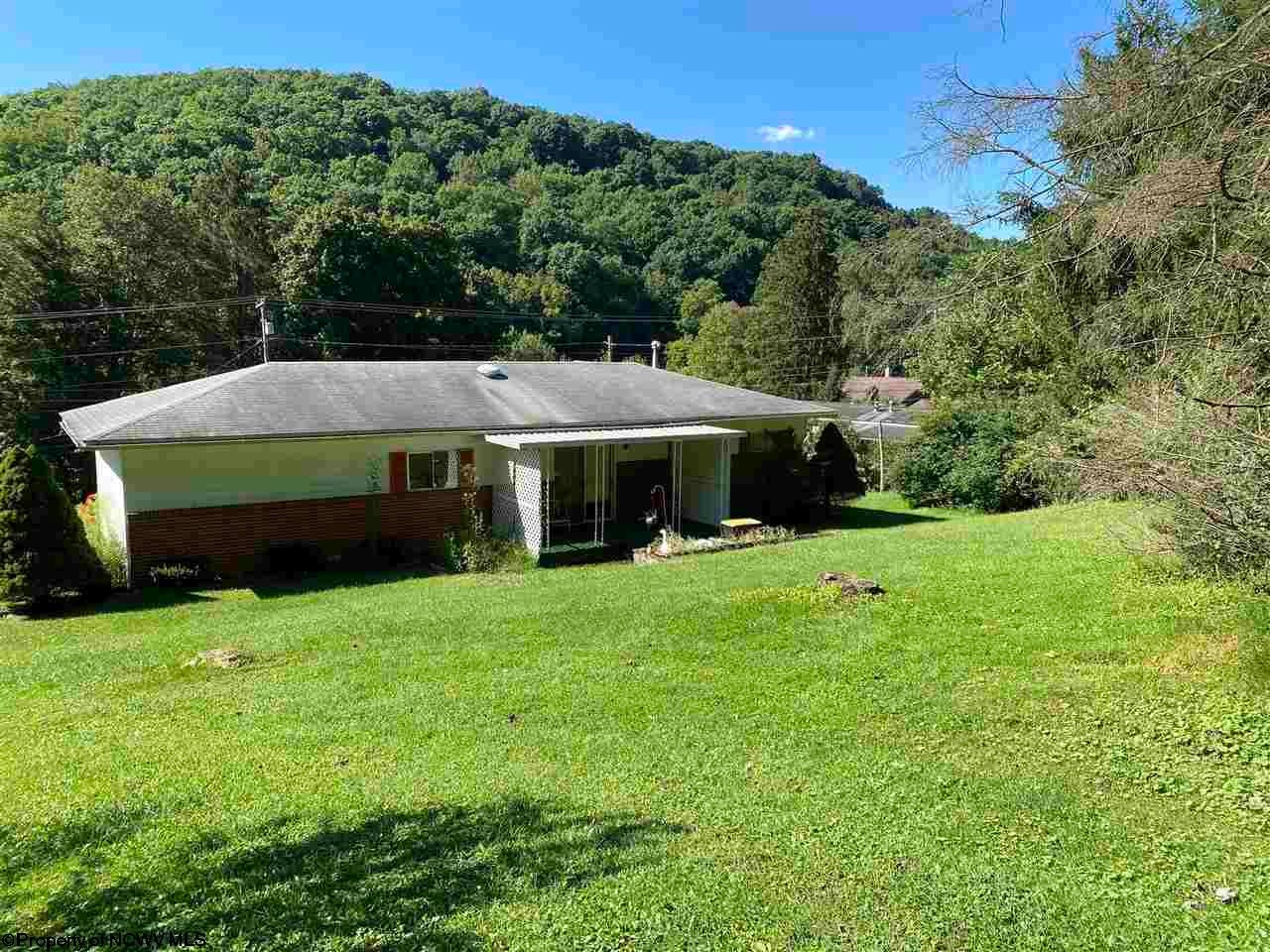 1745 Tyrone Road Morgantown, WV 26508 - Photo 8 of 29 Gallery Image 8