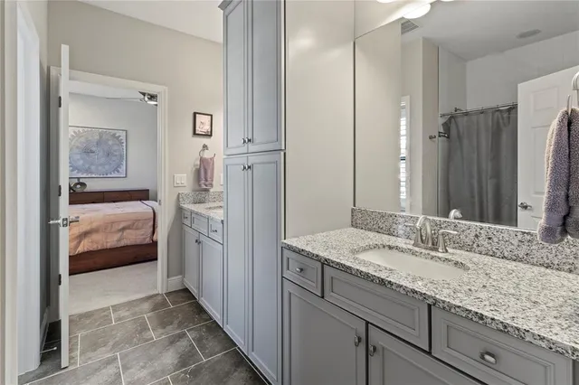 $5,000 | 4580 Shoreleaf Loop, Valrico, FL 33596