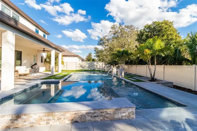 $5,000 | 4580 Shoreleaf Loop, Valrico, FL 33596