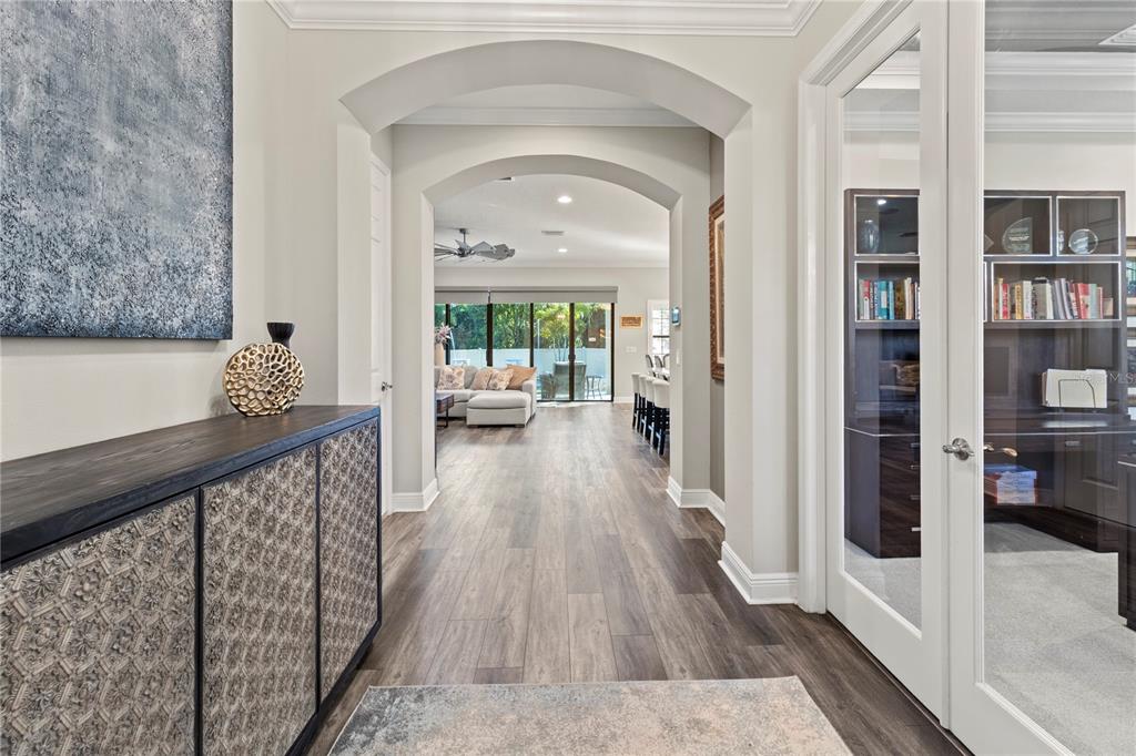 4580 Shoreleaf Loop Valrico, FL 33596 - Photo 8 of 60