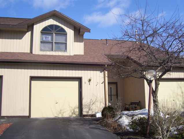 11 Harvard Road Colonie, NY 12189 - Photo 1 of 10 Photo 1