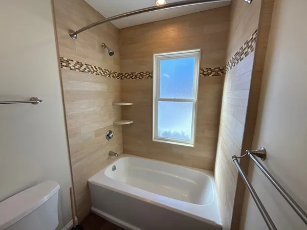 $3,475 | 14 Chapel Street, Unit 1, Norwood, MA 02062