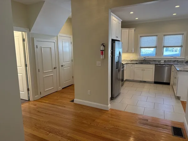 $3,475 | 14 Chapel Street, Unit 1, Norwood, MA 02062