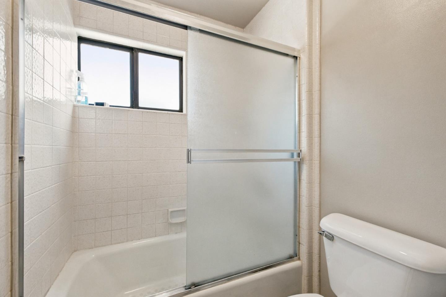 888 North Rengstorff Avenue Mountain View, CA 94043 - Photo 23 of 39