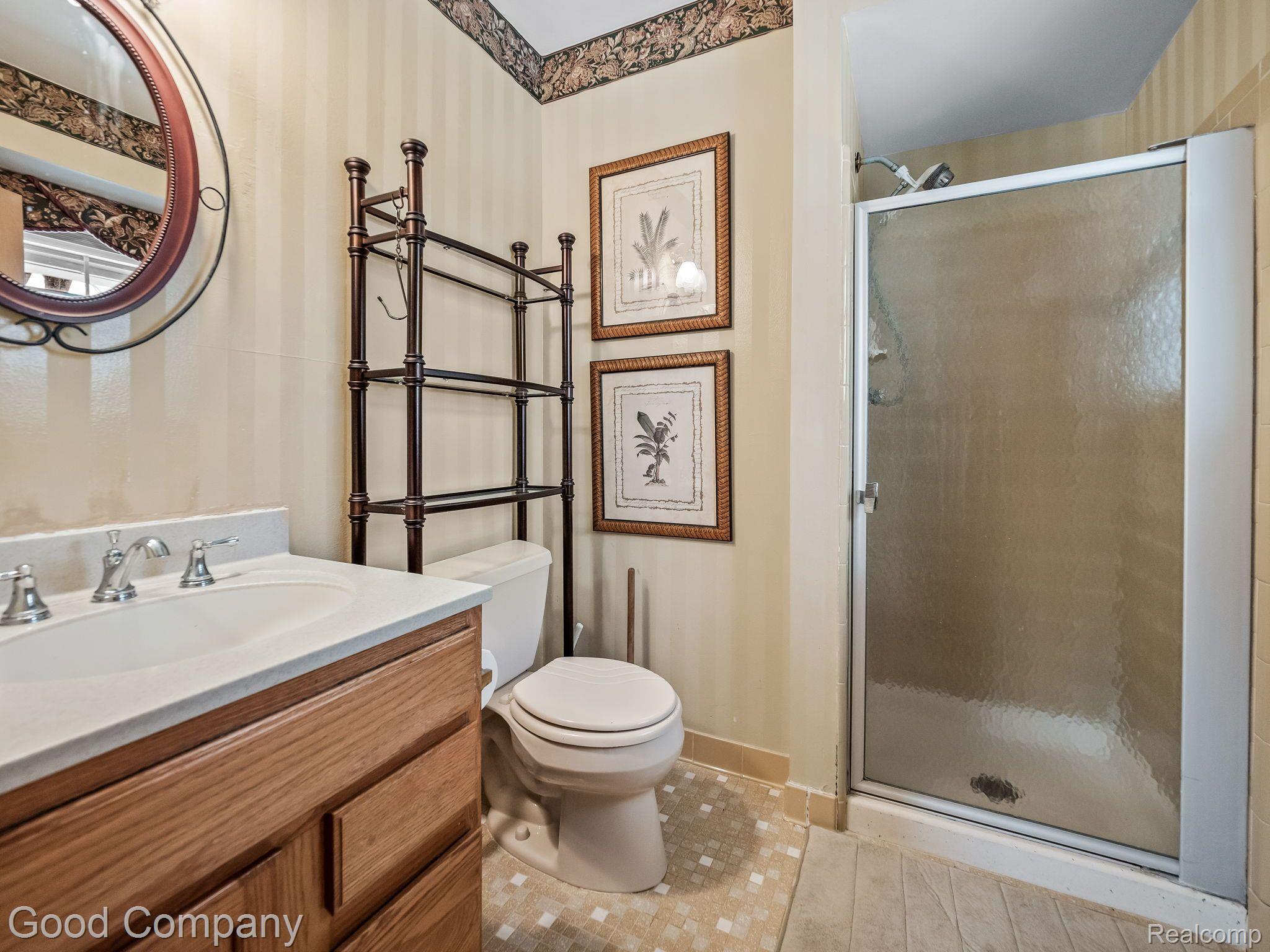 1984 Pondview Court Rochester, MI 48309 - Photo 13 of 20 Gallery Image 13